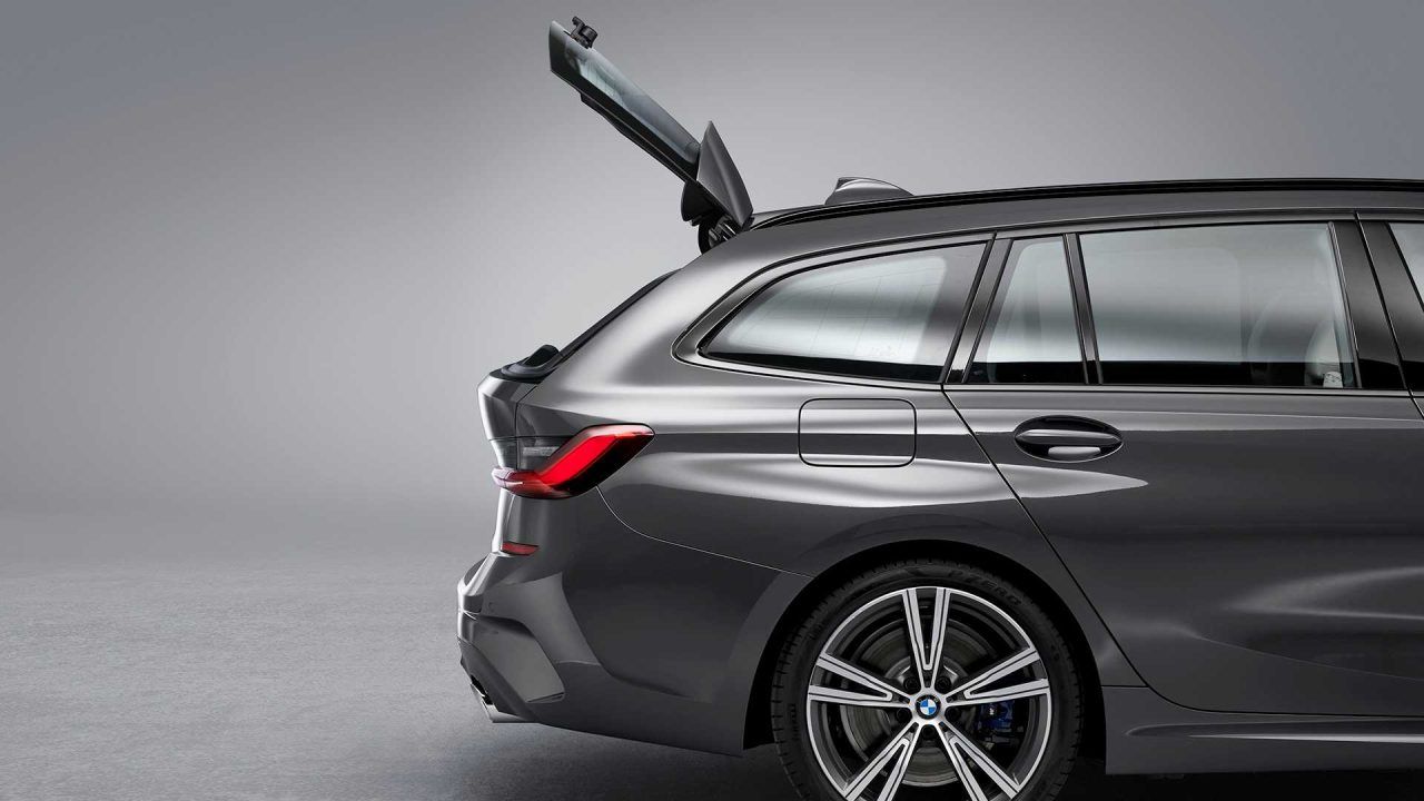 BMW'nin Arka Camının Açılabilir
