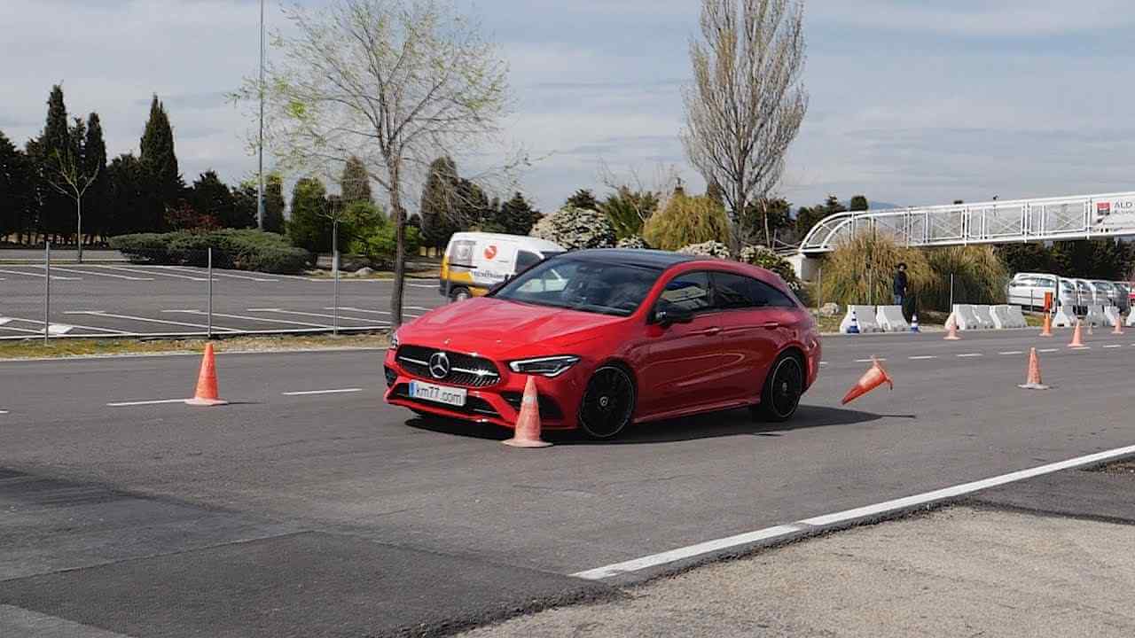 2020 Mercedes-Benz Cla Shooting Brake Yol Tutuş Testi