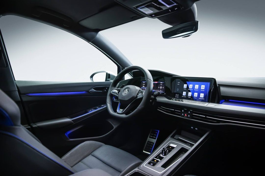 2021 Volkswagen Golf R Fiyatı ve Özellikleri Açıklandı