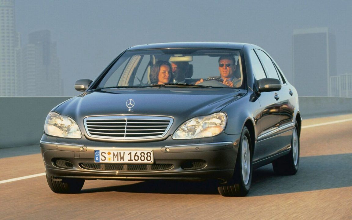 Mercedes-Benz S-Serisi: 1951'den Günümüze