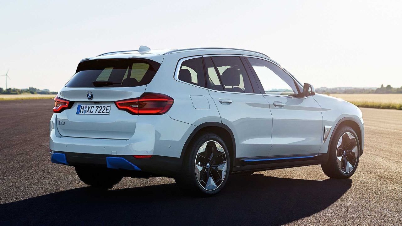 Yeni BMW iX3 Türkiye'de Ön Siparişe Açıldı