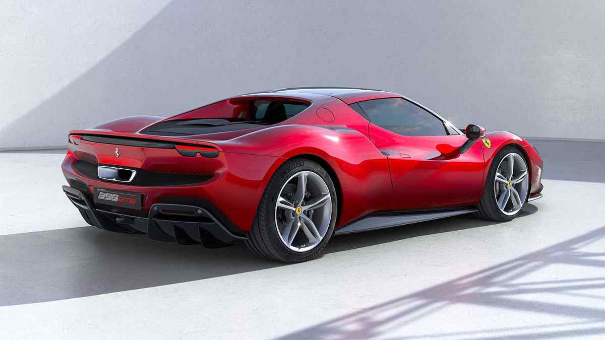 Yeni FERRARI 296 GTB Özellikleri Açıklandı