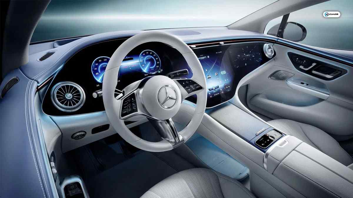 Elektrikli Mercedes EQE, 'Küçük EQS' Tanıtıldı