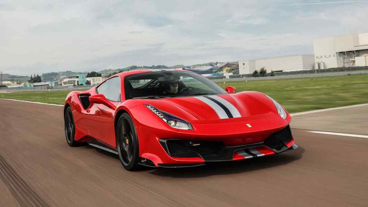 2020 Ferrari 488 Pista