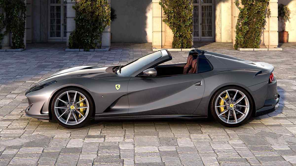 2021 Ferrari 812 GTS