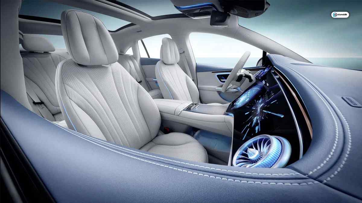 Elektrikli Mercedes EQE, 'Küçük EQS' Tanıtıldı