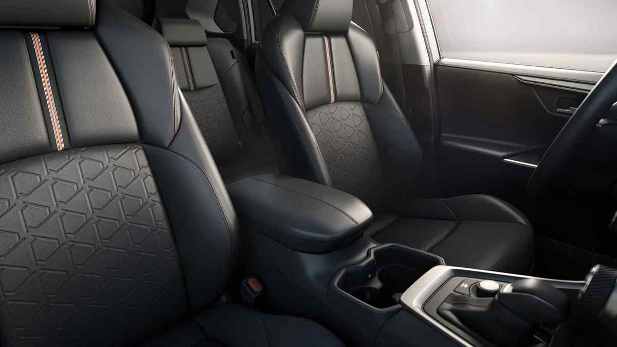 2022 TOYOTA RAV4 ADVENTURE