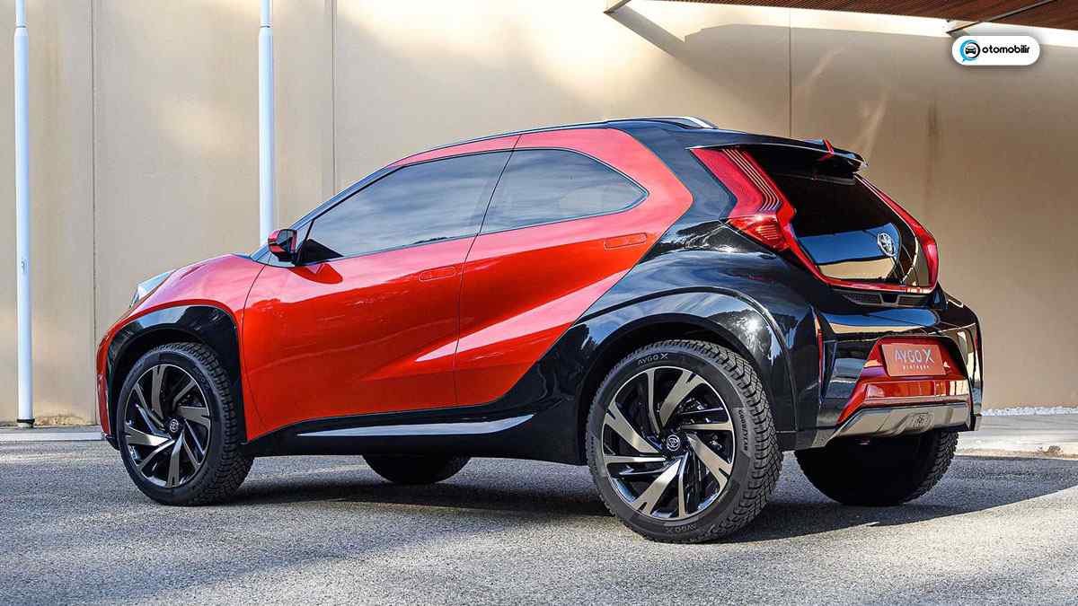 Yeni Crossover Modeli Toyota Aygo X Kasım'da Tanıtılacak