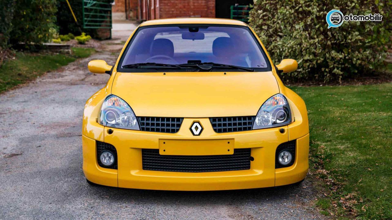 Renault Clio V6