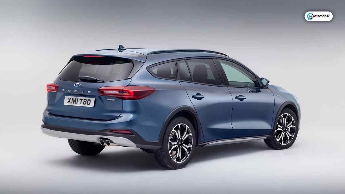 2022 FORD FOCUS