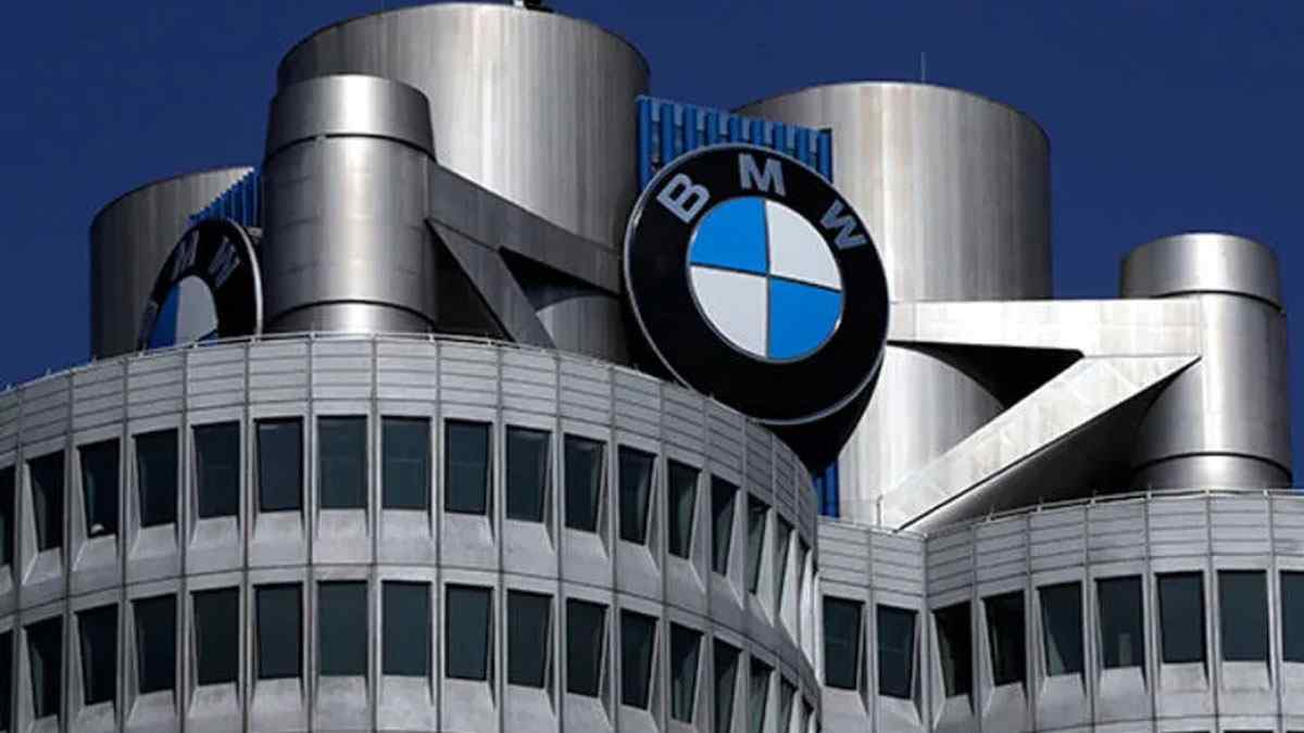 BMW İçten Yanmalı Motorlara Veda Edeceği Tarihi Açıkladı