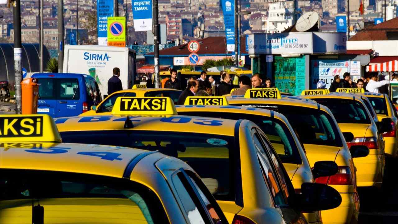 İstanbul'daki Yeni Taksi Sistemi Açıklandı