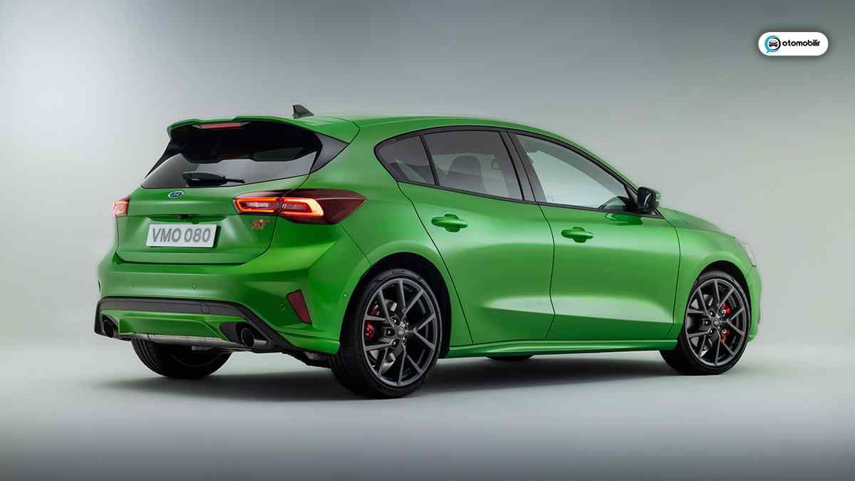 2022 FORD FOCUS