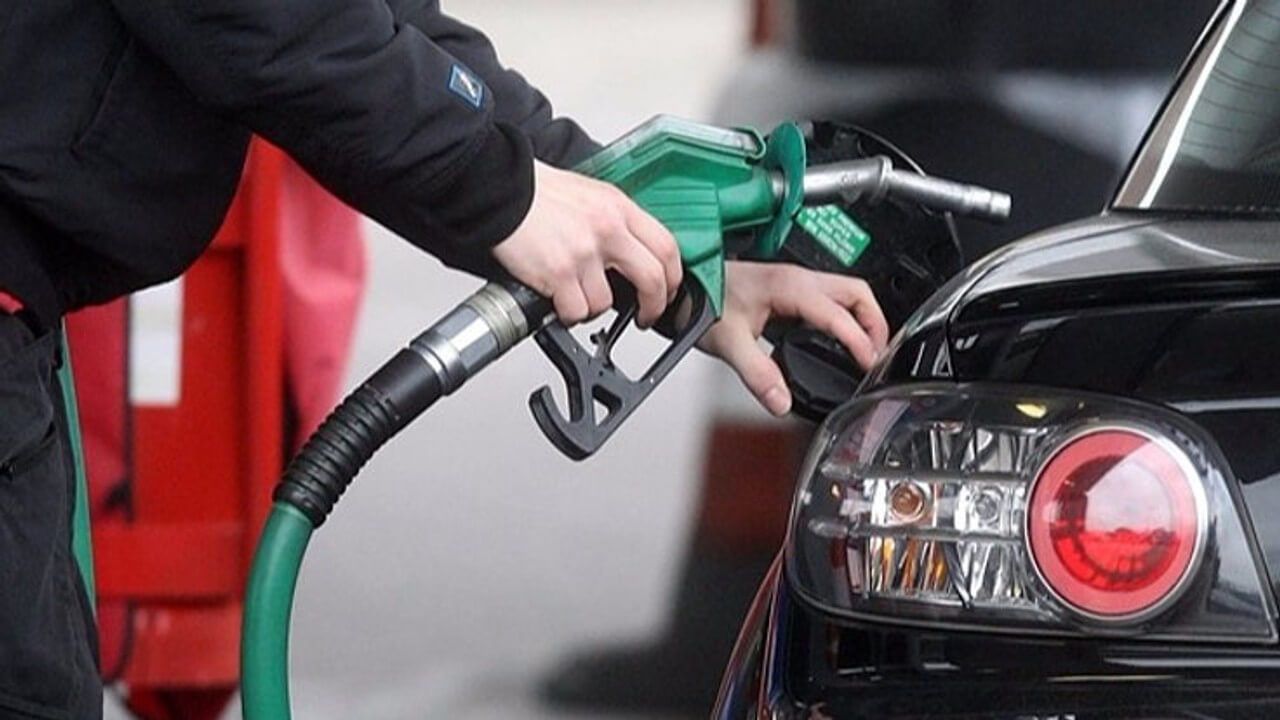 Son Dakika: Benzine İkinci Zam Yolda