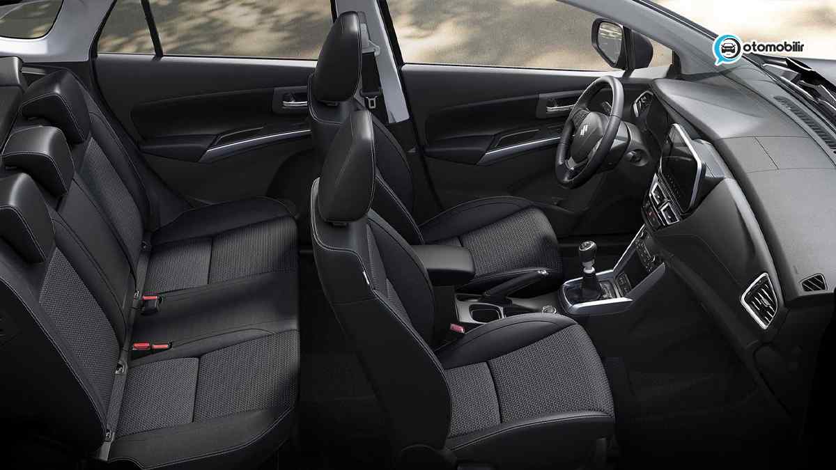 2022 SUZUKI S-CROSS