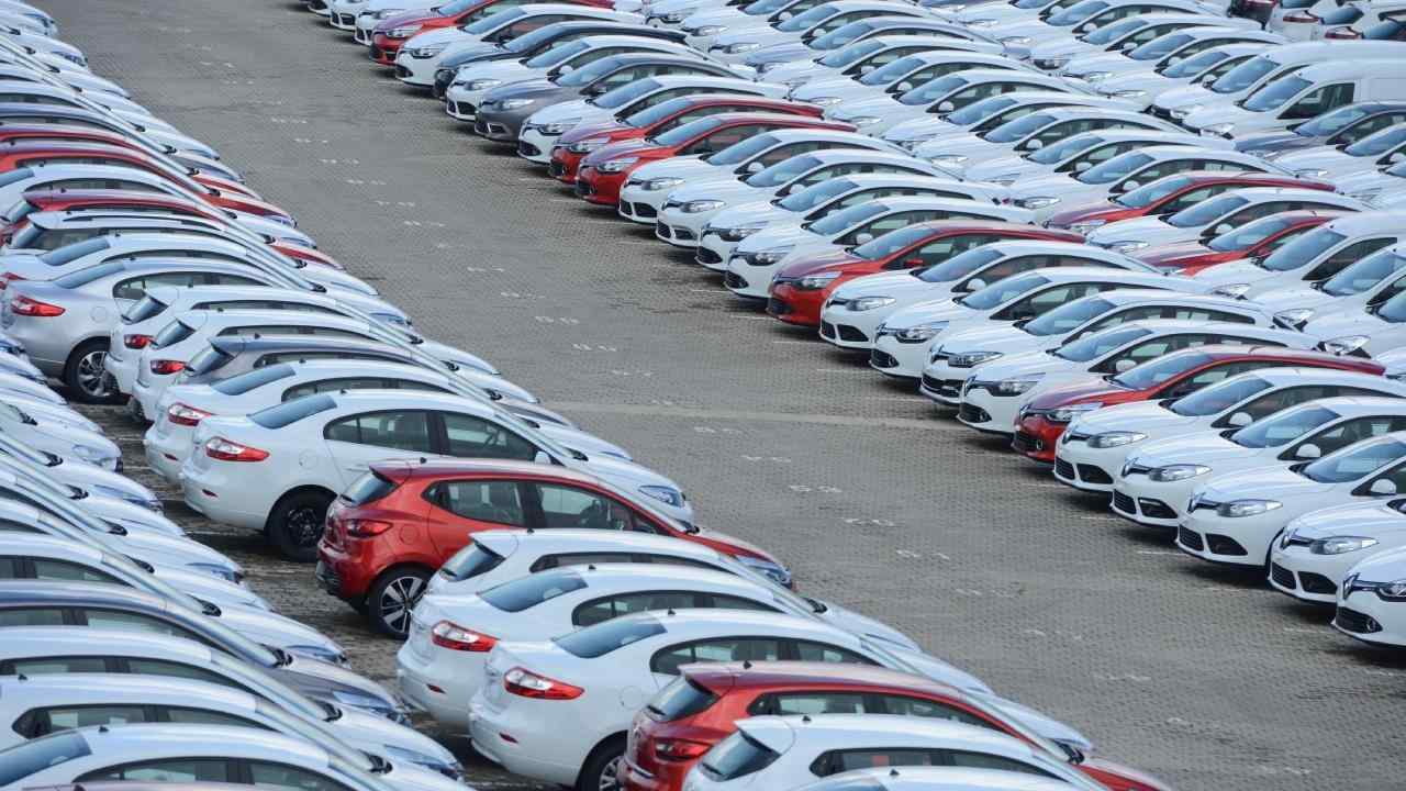 Otomotiv Sektörü Çip Krizi'ne Rağmen Geçen Yılki İhracat Rakamlarını Aştı