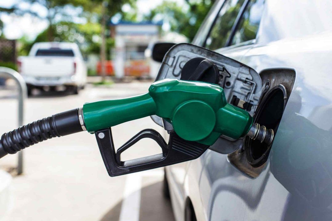 Benzine 1 lira 1 kuruş, motorine 1 lira 5 kuruş, otogaza 65 kuruş zam