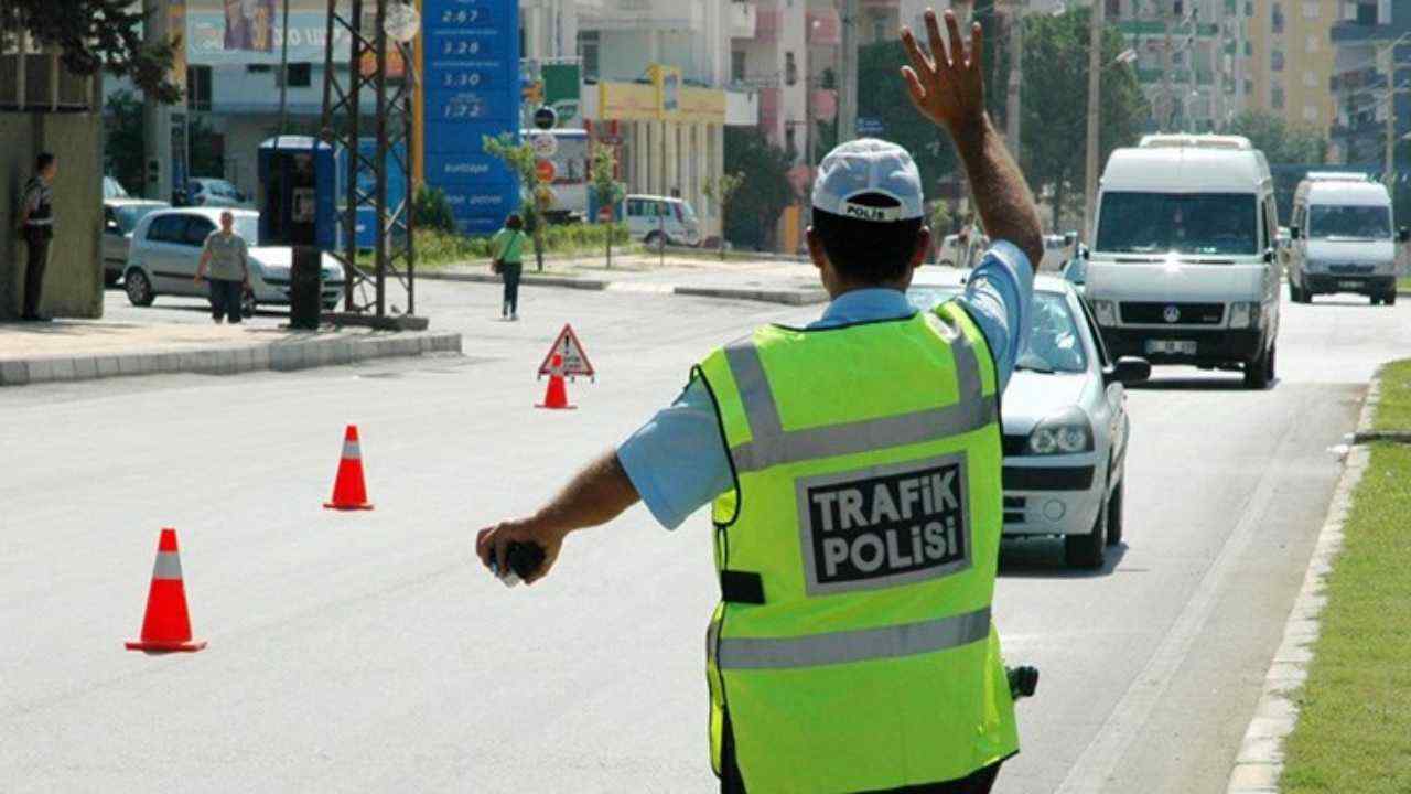 2022 Yılında Trafik Cezaları Ne Kadar