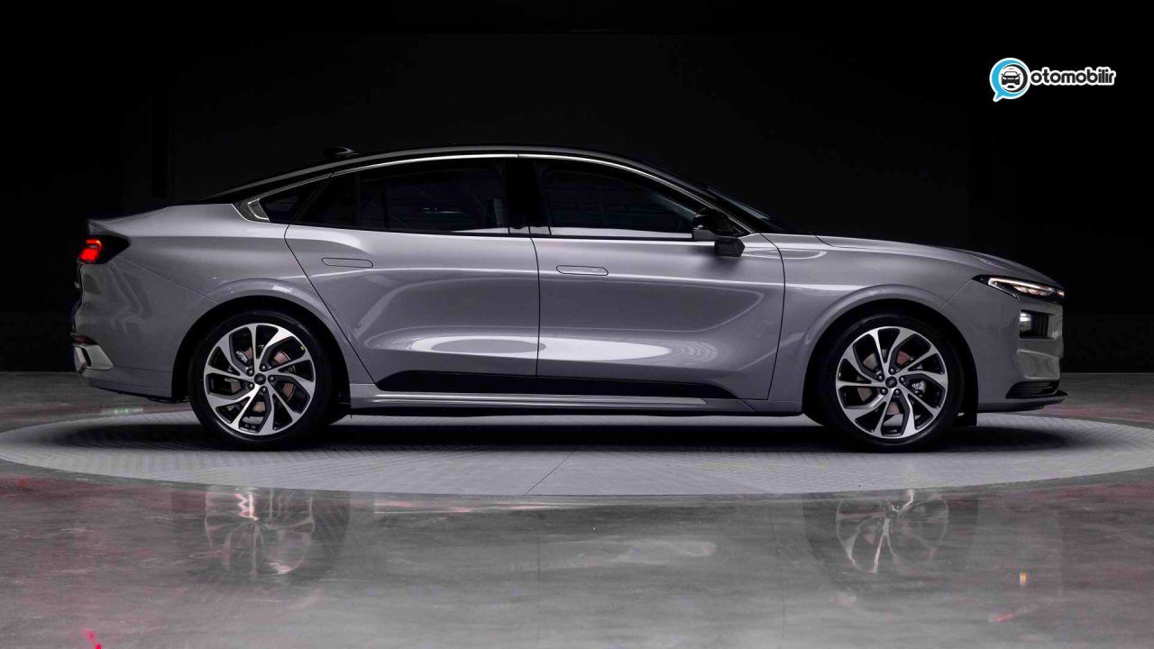 2022 Ford Mondeo