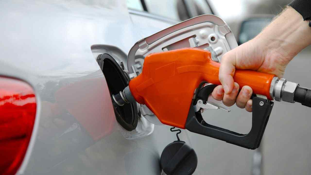 EPGİS Duyurdu: Benzin ve Motorine Zam Geldi