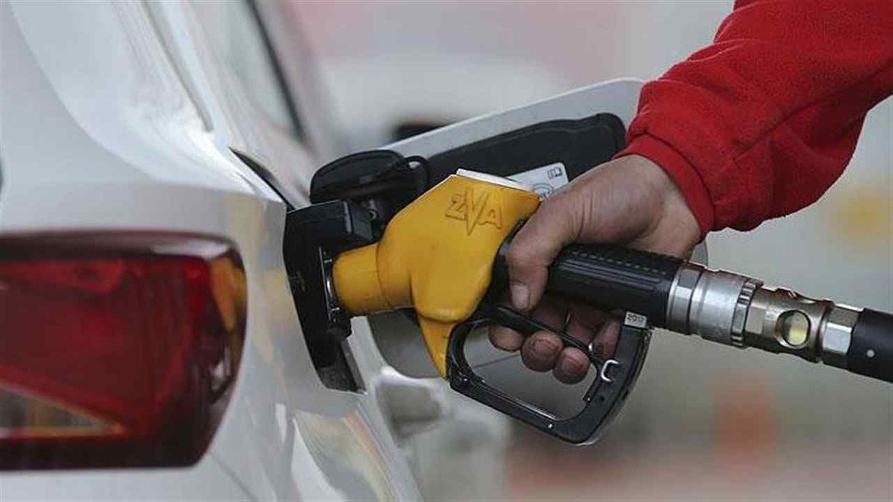 Benzin ve Motorine Bir Büyük Zam Daha Geldi