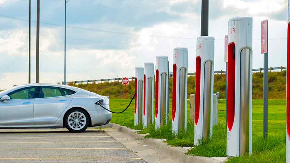 Elektrikli Şarj İstasyonu