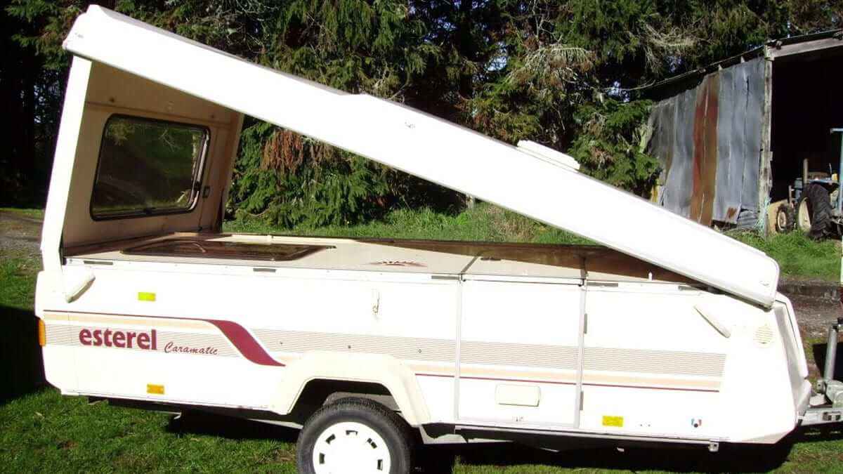 Katlanan Karavanlar (Folding caravans)