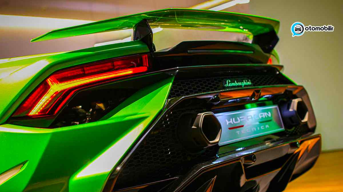 Yeni Lamborghini Huracan Tecnica