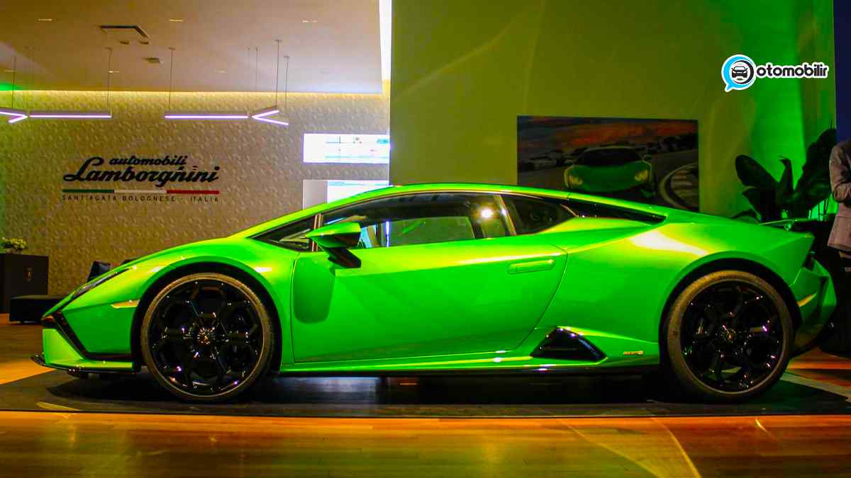 Yeni Lamborghini Huracan Tecnica