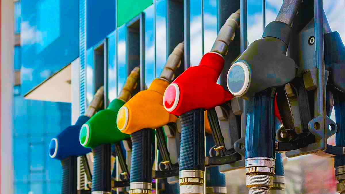 Benzine Büyük Zam Geliyor