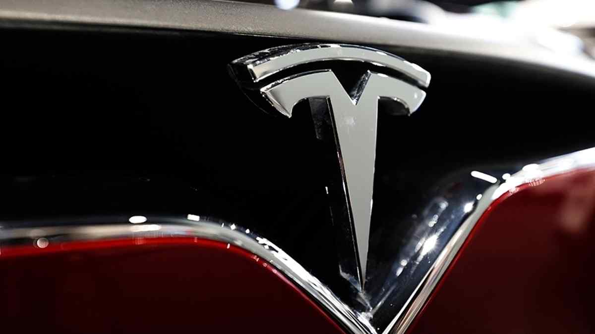 Tesla Modellerine Türkçe Dil Desteği