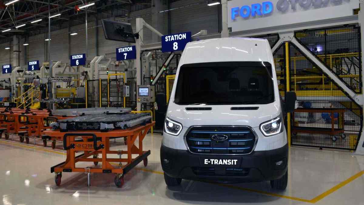 İlk Elektrikli Ticari Modeli Ford E-Transit