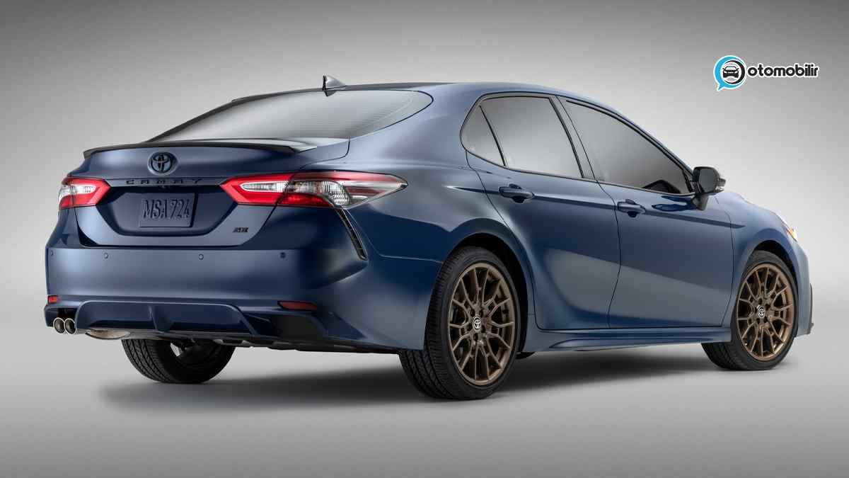 40. Yıl Özel 2023 Toyota Camry NSE