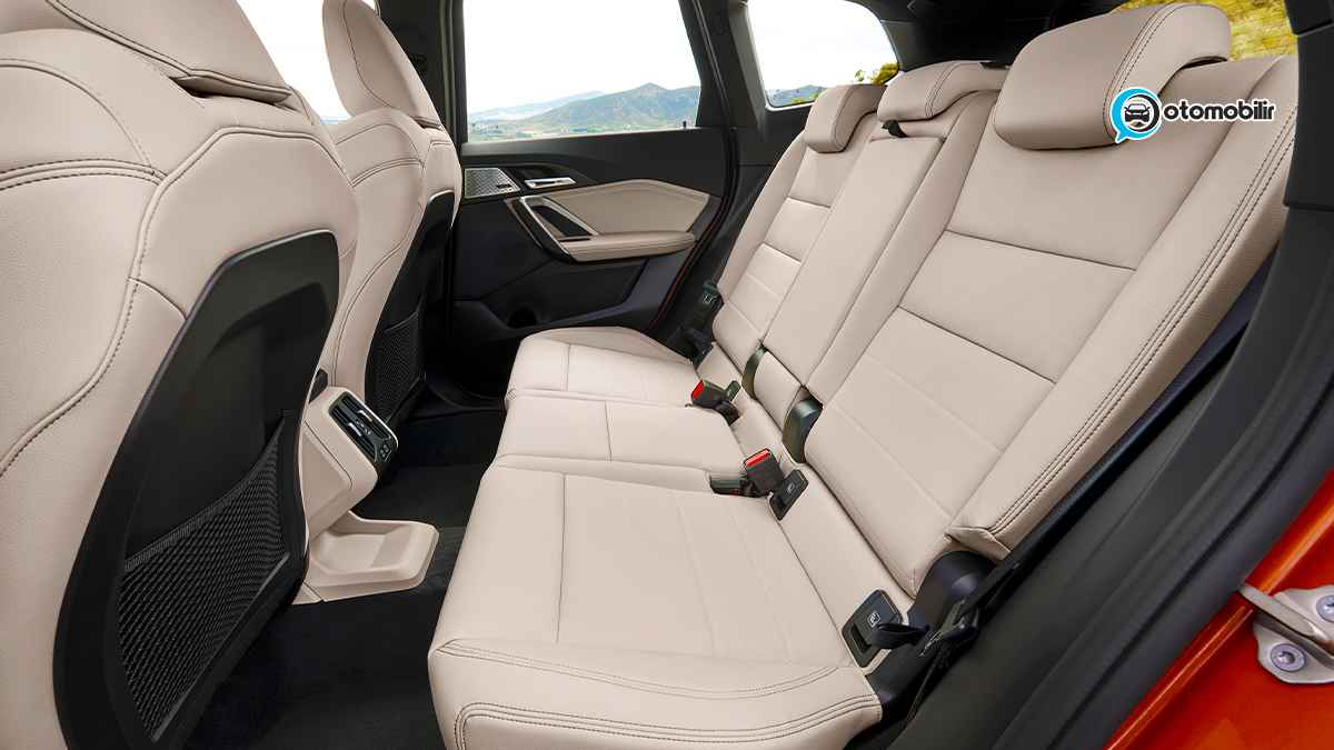 2023 BMW X1