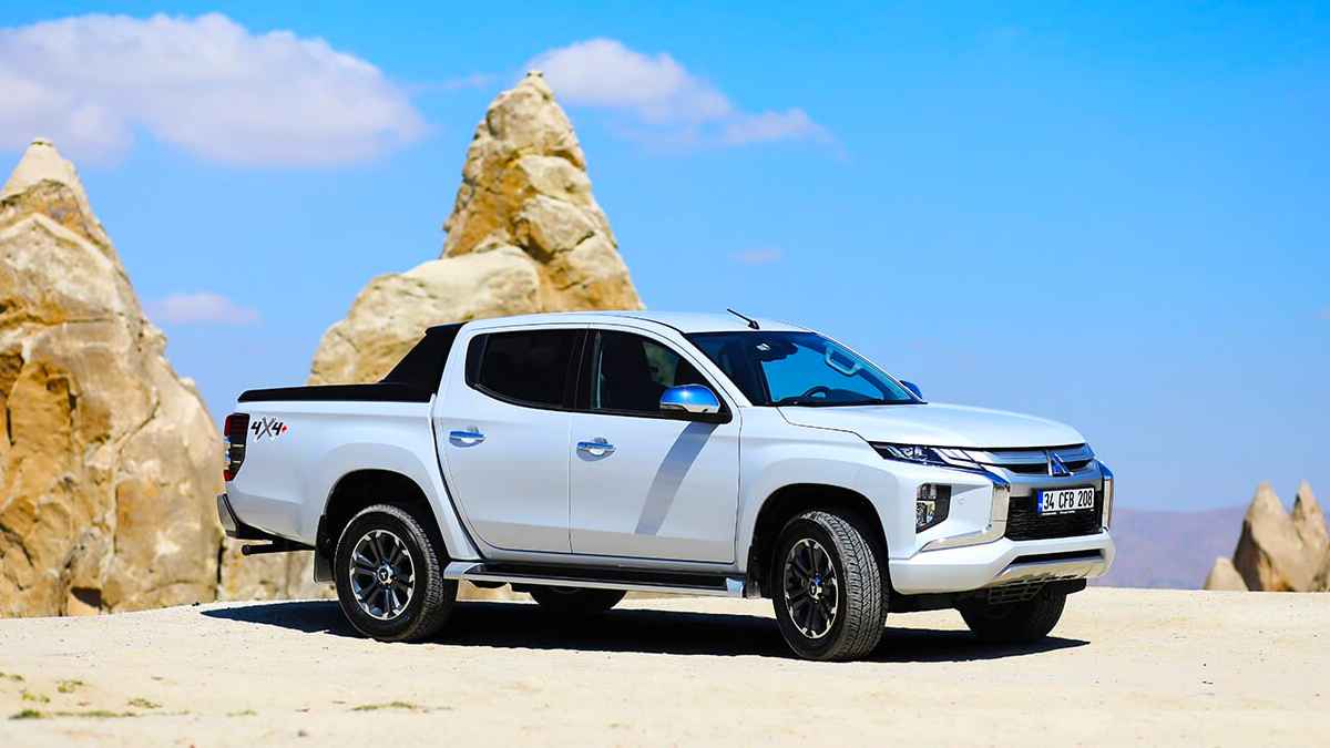 Mitsubishi L200 2022