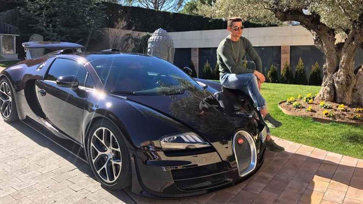 Cristiano Ronaldo'nun Lüks Otomobili Kullanılmaz Hale Geldi