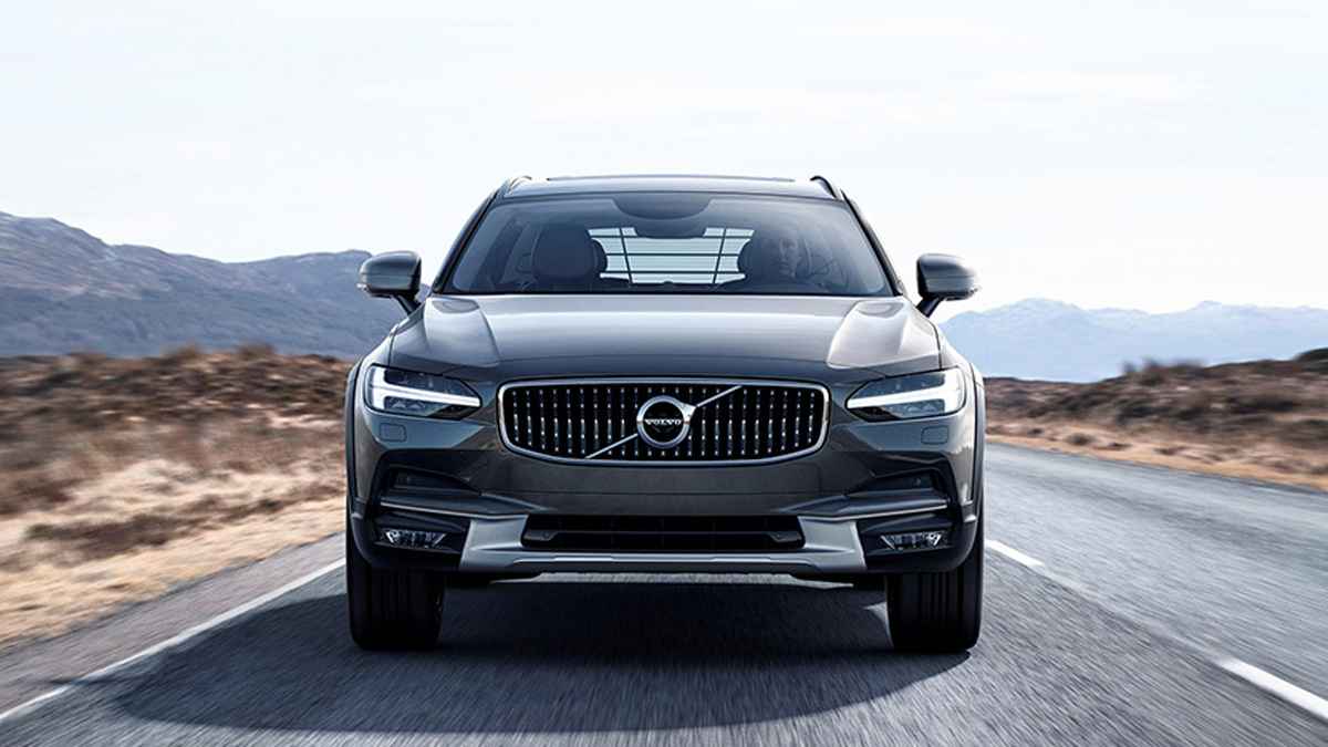 2023 Model Yılı Volvo V90 Cross Country