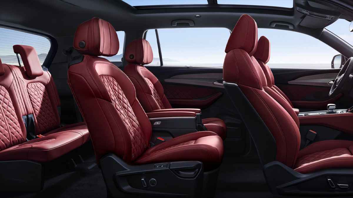 Yeni Audi Q6