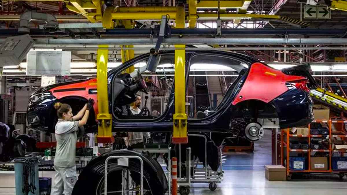 Tofaş Yeni Model İddialarını Yalanladı