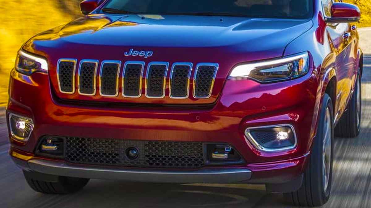 Jeep Çin'deki fabrikasını kapatıyor: Siyasi baskı var