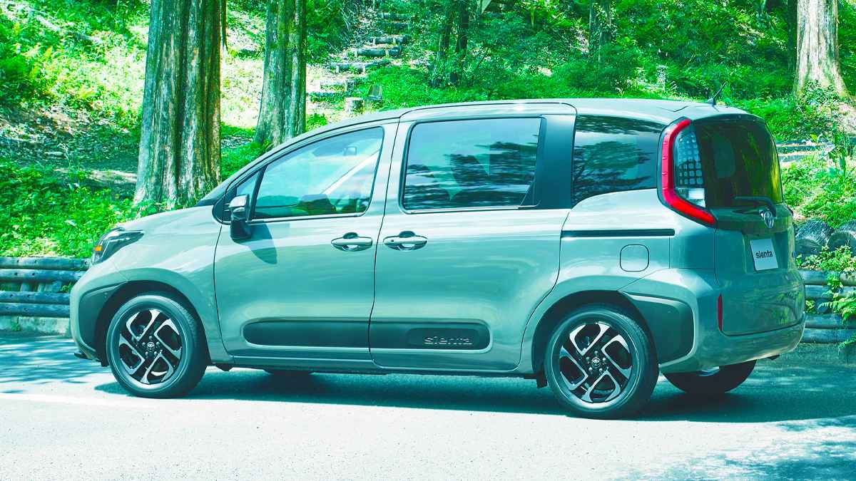 Yeni Toyota Sienta