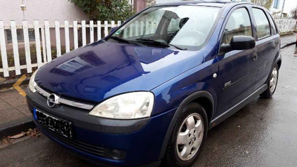 2003 model Opel Corsa 1.2
