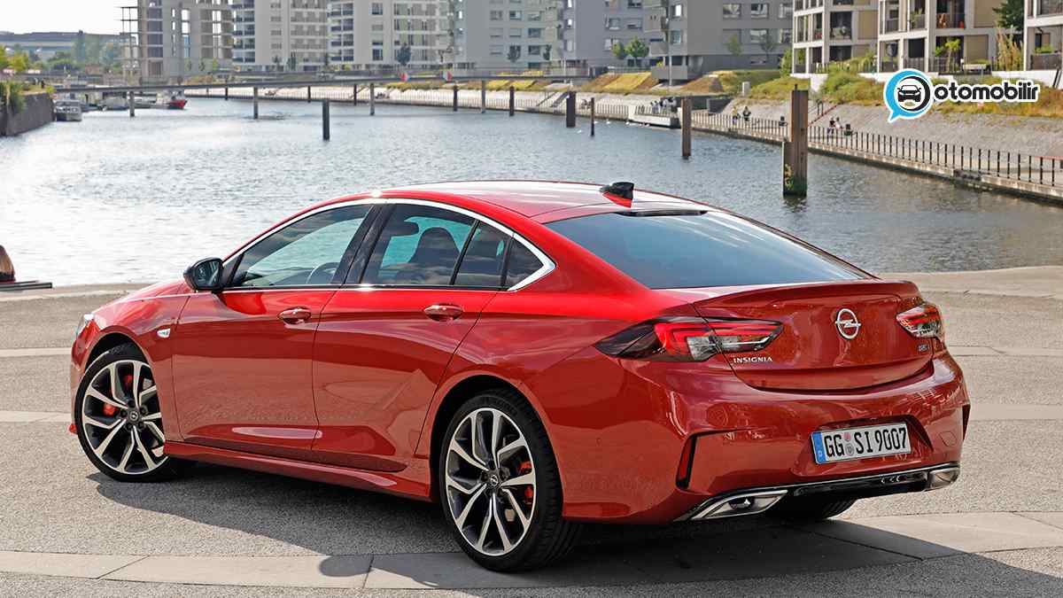 2022 Opel Insignia
