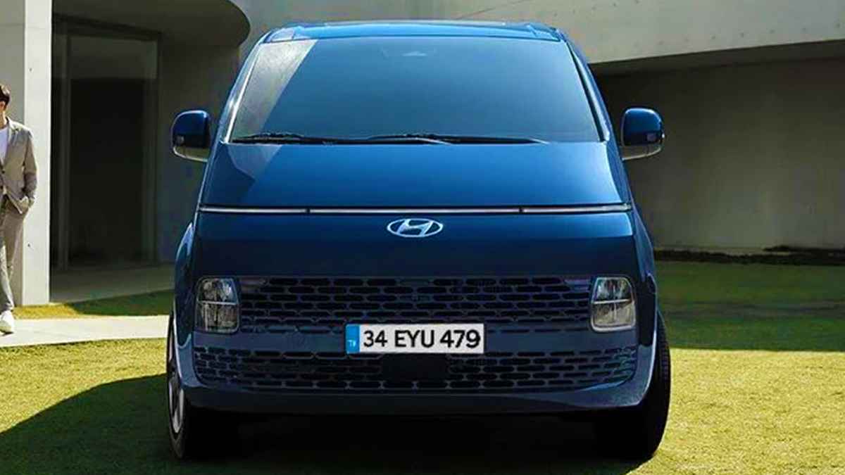 Hyundai Staria Ağustos 2022 fiyat listesi