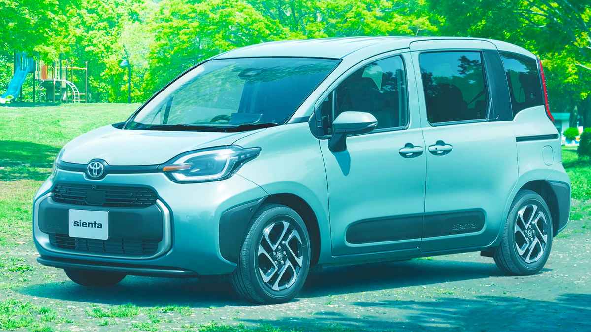 Yeni Toyota Sienta