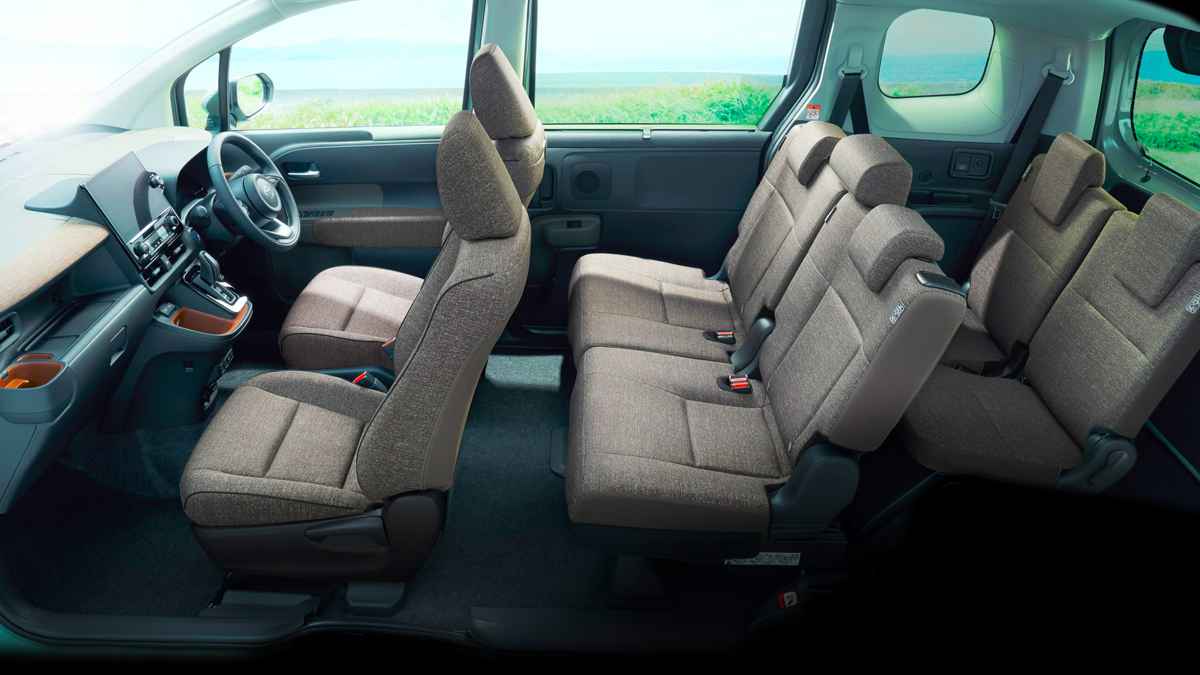 Yeni Toyota Sienta