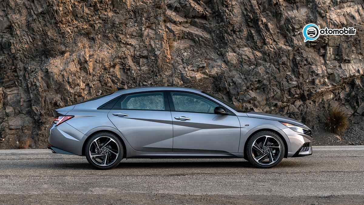 Hyundai Elantra 2023 fiyatları