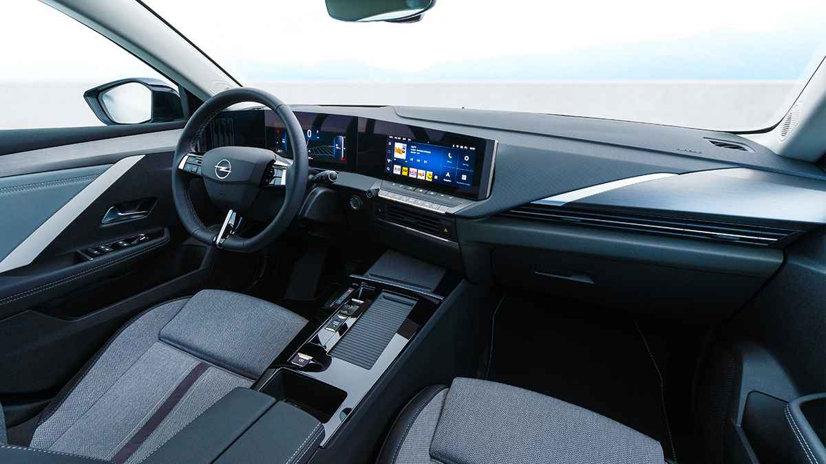 Yeni Opel Astra'nın iç mekanı