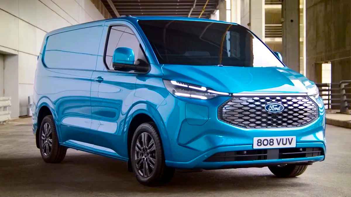 Elektrikli Ford E-Transit Custom