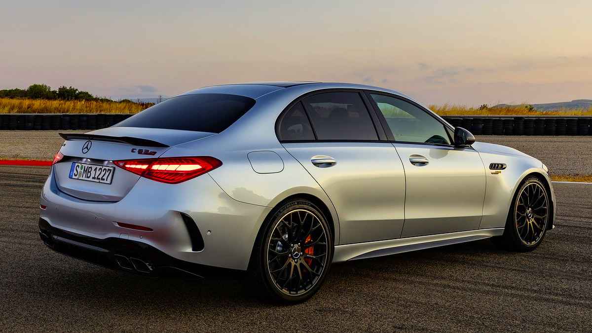 2023 Mercedes-AMG C63 S E Performance